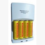 Battery Recharger Kit AA (4 Batteries, 1 Recharger)
