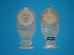 EZ Clean Drainable One Piece Pouch with Attached Wafer, Clear