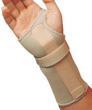 Leader Carpal Tunnel Wrist Support, Beige, Medium/Left